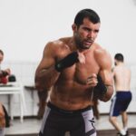 Evite lesões no treino de Jiu-Jitsu y MMA, con el Dr. Rickson Moraes